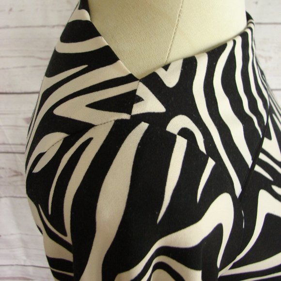 Black White Zebra 3/4 Sleeve Boat Neck Dress 10 - Picture 6 of 14